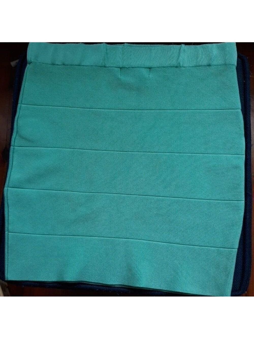 $12 Charlotte  Russe mint Green Mini Skirt Size M